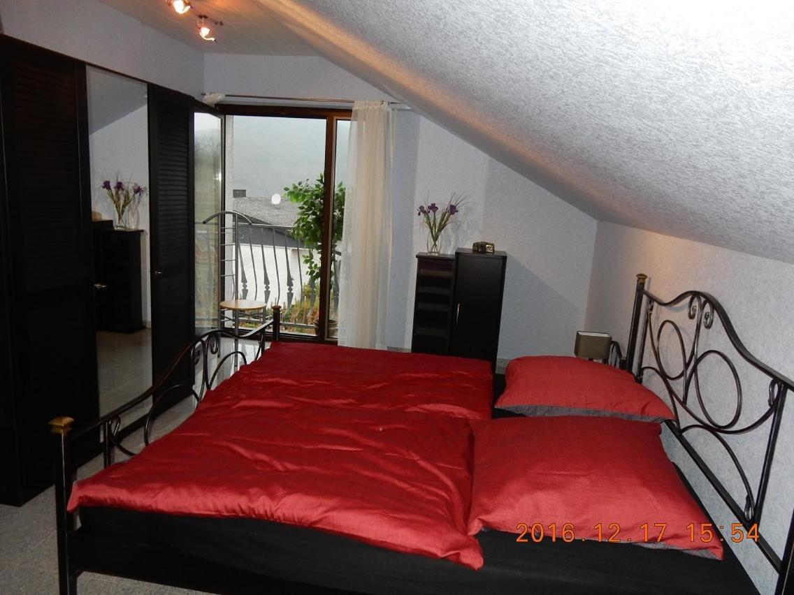 Apartamento Mosel-Panorama Enkirch Exterior foto